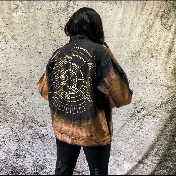 MANDALA STUDDED 1990’S VINTAGE TRUCKER JACKET - Picture 10 of 16
